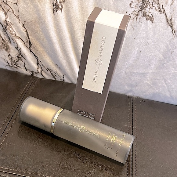 Hydrating Face Mist Blue Light Defence - Picture 2 of 7